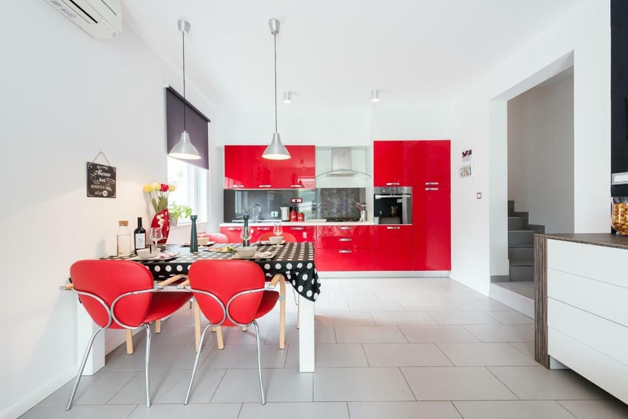 Lavender Apartment Mokosica Bagian luar foto