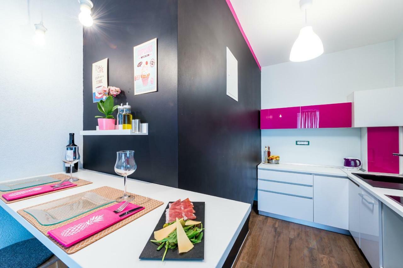Lavender Apartment Mokosica Bagian luar foto